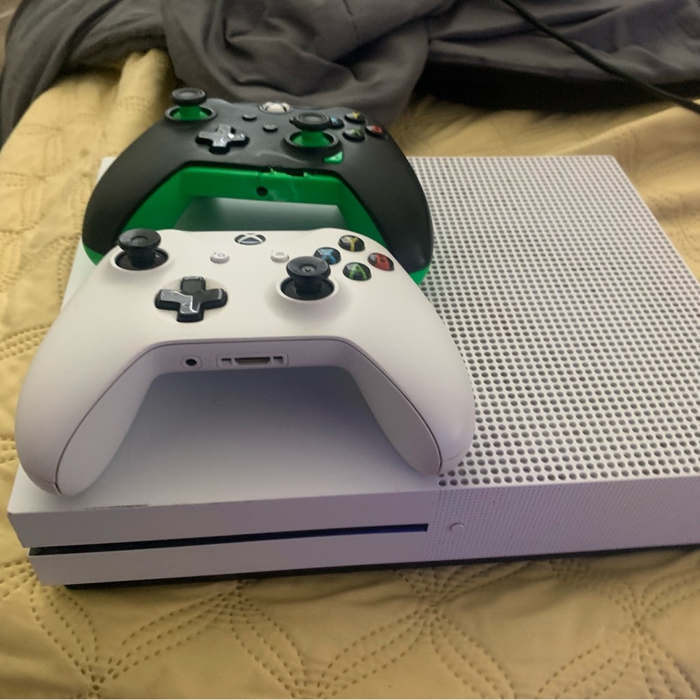 One S Console with Black and White Controllers
